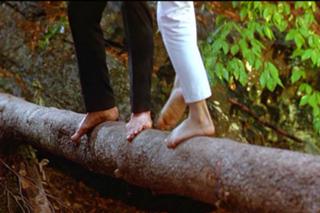 Jennifer Grey feet photo thumbnail