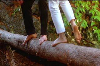Jennifer Grey feet photo thumbnail