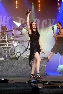 Jennifer Haben feet photo 8