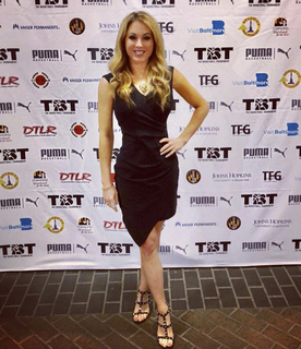 Jennifer Hale feet photo 9