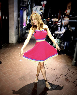 Jennifer Hale feet photo 3