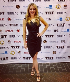 Jennifer Hale feet photo 4