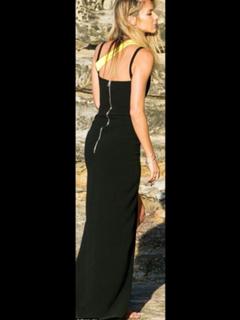 Jennifer Hawkins feet photo thumbnail