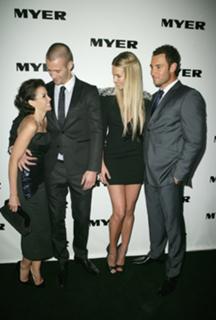 Jennifer Hawkins feet photo thumbnail