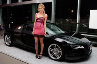 Jennifer Hawkins feet photo thumbnail