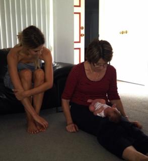 Jennifer Hawkins feet photo thumbnail