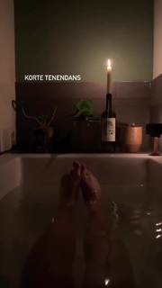 Jennifer Hoffman feet photo 16