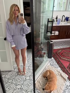 Jennifer Holland feet photo thumbnail