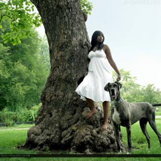 Jennifer Hudson feet photo thumbnail