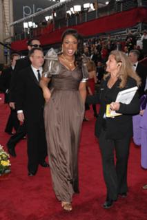 Jennifer Hudson feet photo thumbnail
