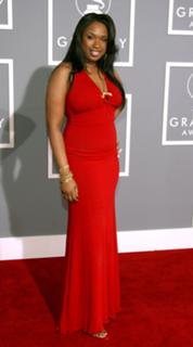 Jennifer Hudson feet photo thumbnail