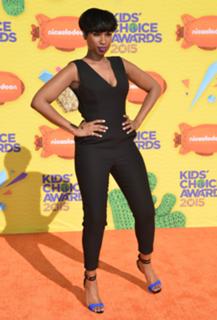 Jennifer Hudson feet photo thumbnail