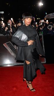 Jennifer Hudson feet photo thumbnail