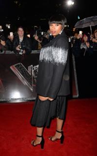 Jennifer Hudson feet photo thumbnail
