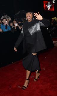 Jennifer Hudson feet photo thumbnail