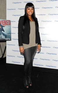 Jennifer Hudson feet photo thumbnail