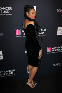 Jennifer Hudson feet photo thumbnail