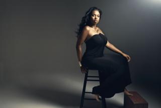 Jennifer Hudson feet photo thumbnail
