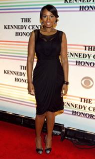Jennifer Hudson feet photo thumbnail