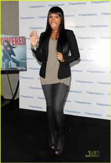 Jennifer Hudson feet photo thumbnail