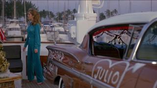 Jennifer Jason Leigh feet photo thumbnail