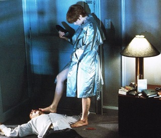 Jennifer Jason Leigh feet photo thumbnail