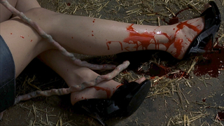 Jennifer Jason Leigh feet photo thumbnail