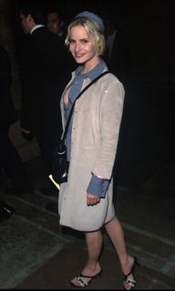 Jennifer Jason Leigh feet photo 12