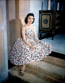 Jennifer Jones feet photo 16