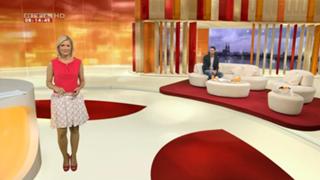 Jennifer Knäble feet photo thumbnail