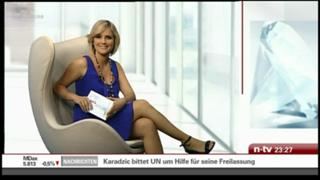 Jennifer Knäble feet photo thumbnail