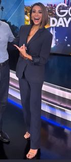 Jennifer Lahmers feet photo 10