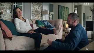 Jennifer Lauret feet photo 9