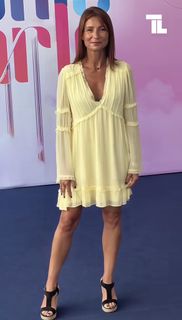 Jennifer Lauret feet photo 3
