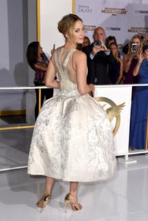 Jennifer Lawrence feet photo thumbnail