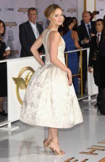 Jennifer Lawrence feet photo thumbnail
