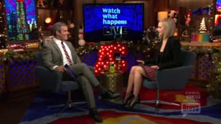 Jennifer Lawrence feet photo thumbnail