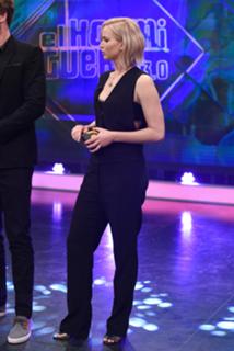 Jennifer Lawrence feet photo thumbnail