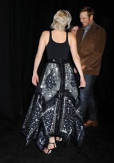 Jennifer Lawrence feet photo thumbnail