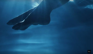 Jennifer Lawrence feet photo thumbnail