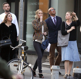Jennifer Lawrence feet photo thumbnail