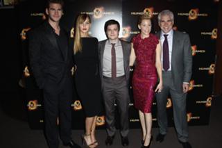 Jennifer Lawrence feet photo thumbnail