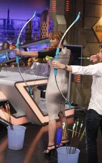 Jennifer Lawrence feet photo thumbnail