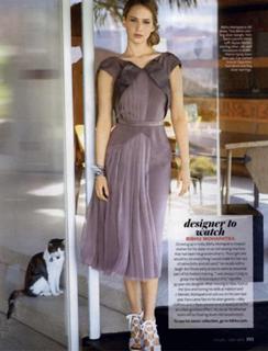 Jennifer Lawrence feet photo thumbnail