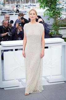 Jennifer Lawrence feet photo thumbnail