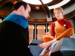 Jennifer Lien feet photo 4
