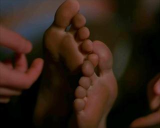 Jennifer Lien feet photo 3