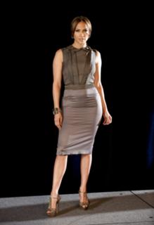 Jennifer Lopez feet photo thumbnail