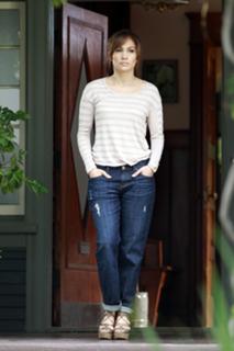 Jennifer Lopez feet photo thumbnail