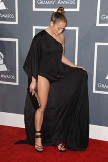 Jennifer Lopez feet photo thumbnail